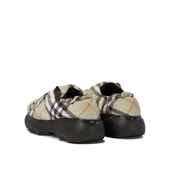 Elegant Quilted Check Slippers - Picture 4 of 4